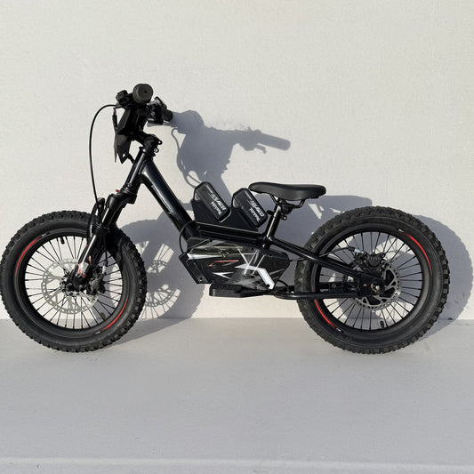 Zippi MAKITA twin 18v Battery Adaptor suits 12" & 16"