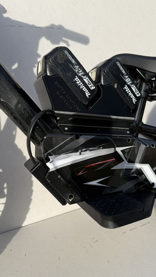 Zippi MAKITA twin 18v Battery Adaptor suits 12" & 16"