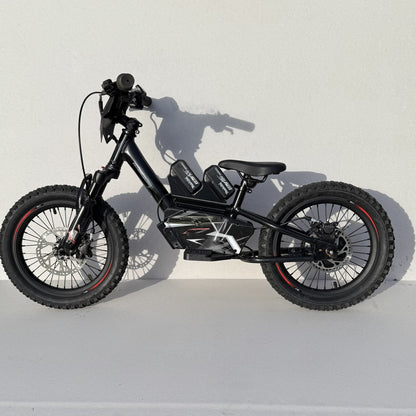 Zippi MAKITA twin 18v Battery Adaptor suits 12" & 16"